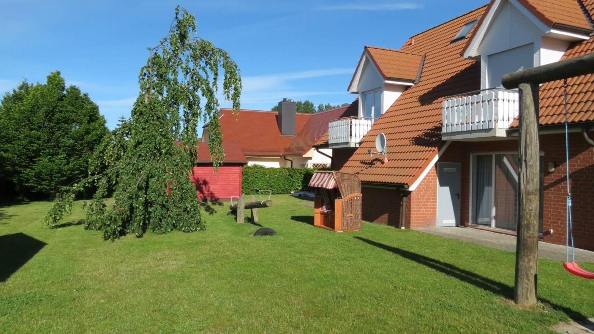 Ferienwohnungen Wiek, Haus Luv & Lee Wiek auf Rügen Esterno foto